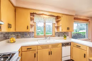 254 Wing Park Blvd, Elgin, IL 60123 - Photo 13