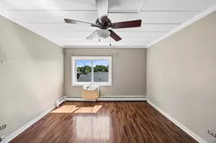 1139 Leavitt Ave, Flossmoor, IL 60422 - Photo 11