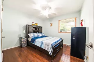 706 Hillside Dr, Streamwood, IL 60107 - Photo 13