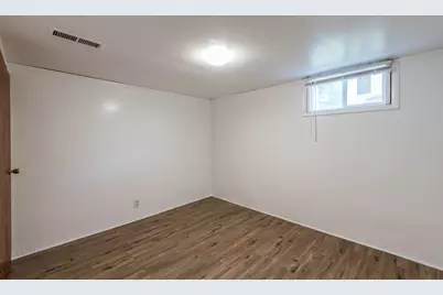 2809 N Elmwood Avenue, Waukegan, IL 60087 - Photo 19