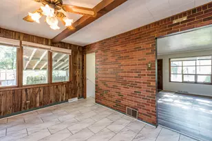 2809 N Elmwood Ave, Waukegan, IL 60087 - Photo 11