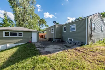 2809 N Elmwood Avenue, Waukegan, IL 60087 - Photo 23