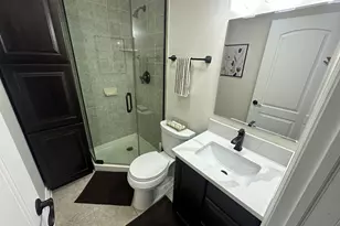 130 S Elm Tree Ln, Elmhurst, IL 60126 - Photo 19