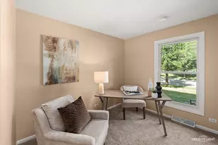 706 N Pinecrest Rd, Bolingbrook, IL 60440 - Photo 17