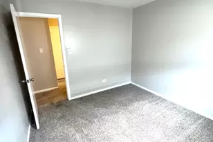 283 Luella Ave, Calumet City, IL 60409 - Photo 15