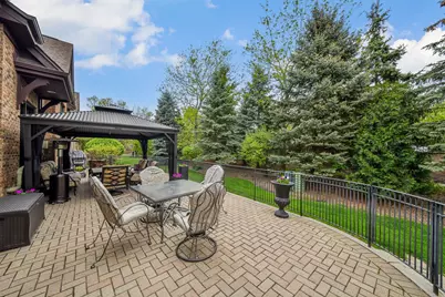 2009 Mackenzie Place #2009, Wheaton, IL 60187 - Photo 49