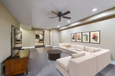 2009 Mackenzie Place #2009, Wheaton, IL 60187 - Photo 35