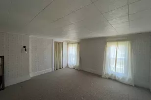 209 N School St, Atkinson, IL 61235 - Photo 31