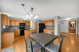 16548 Dorchester Pl, Lockport, IL 60441 - Photo 13