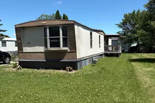 134 Joyce Dr, Manteno, IL 60950 - Photo 1