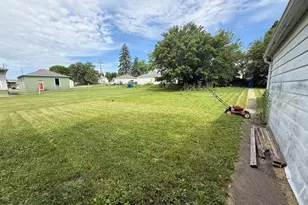518 W St Paul St, Spring Valley, IL 61362 - Photo 13
