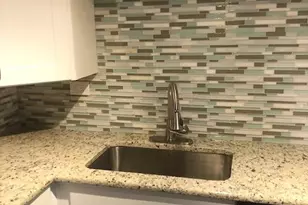 1334 Yarmouth Ct, Schaumburg, IL 60193 - Photo 5