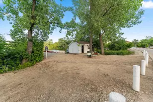 5810 Oakwood Dr, Lisle, IL 60532 - Photo 21