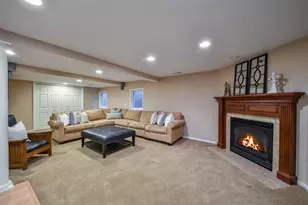 26W039 Marion Ave, Wheaton, IL 60187 - Photo 29