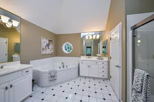 26W039 Marion Ave, Wheaton, IL 60187 - Photo 21