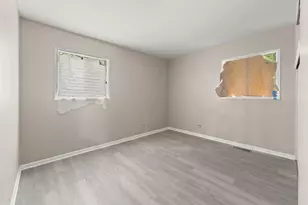 172 W 158th St, Harvey, IL 60426 - Photo 11