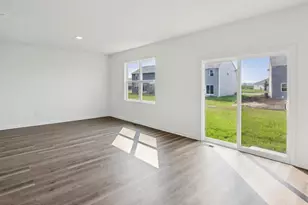 2015 Winterberry Trl, Wonder Lake, IL 60097 - Photo 7