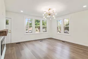 10528 S Lawndale Ave, Chicago, IL 60655 - Photo 9