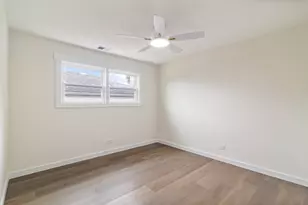 10528 S Lawndale Ave, Chicago, IL 60655 - Photo 23