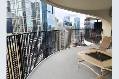 300 N State Street #3911, Chicago, IL 60654 - Photo 13