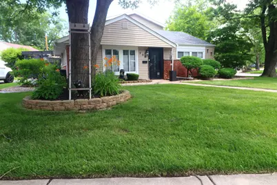 338 Mohawk Street, Park Forest, IL 60466 - Photo 1