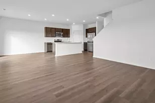 2017 Winterberry Trl, Wonder Lake, IL 60097 - Photo 5