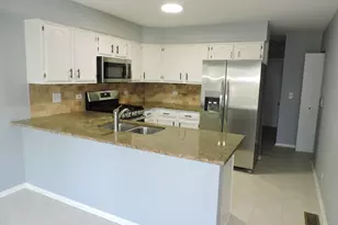 121 Hampton Ave, Westmont, IL 60559 - Photo 9