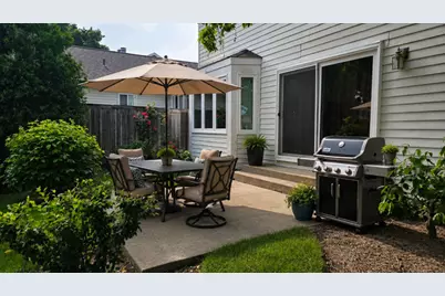 121 Hampton Avenue, Westmont, IL 60559 - Photo 35