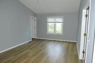 121 Hampton Ave, Westmont, IL 60559 - Photo 25