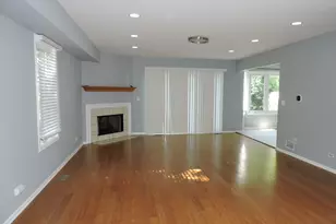 121 Hampton Ave, Westmont, IL 60559 - Photo 3