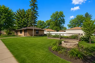 3749 Kemman Ave, Brookfield, IL 60513 - Photo 11
