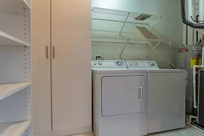2100 Greenwood Street #203, Evanston, IL 60201 - Photo 11