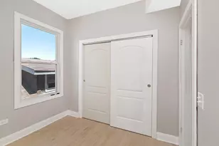 1323 Gunderson Ave, Berwyn, IL 60402 - Photo 17