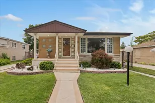 9424 S Union Ave, Chicago, IL 60620 - Photo 1