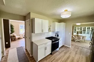 19402 Hahn Dr, Dekalb, IL 60115 - Photo 9