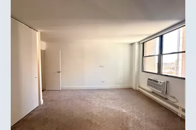 420 W Belmont Avenue #8E, Chicago, IL 60657 - Photo 35