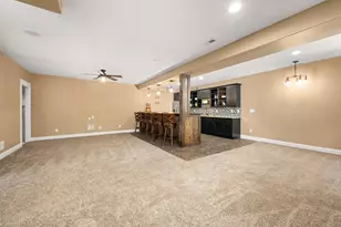 657 Brighton Way, Sycamore, IL 60178 - Photo 33