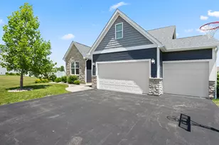 657 Brighton Way, Sycamore, IL 60178 - Photo 7