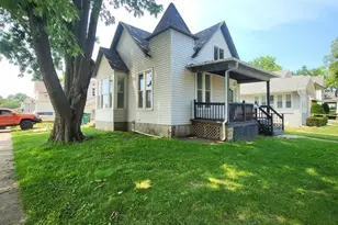 902 Madison St, Streator, IL 61364 - Photo 1