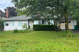6536 S Ridge Rd, Westmont, IL 60559 - Photo 1