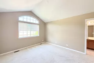 2307 Stoughton Dr, Aurora, IL 60502 - Photo 13