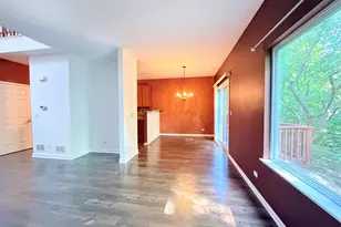2307 Stoughton Dr, Aurora, IL 60502 - Photo 7