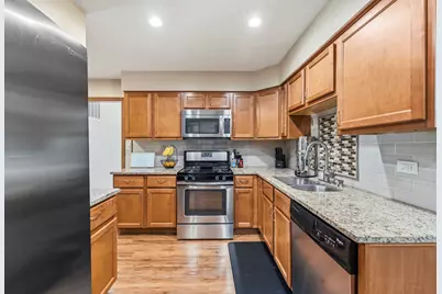 927 E Sayles Drive, Palatine, IL 60074 - Photo 7