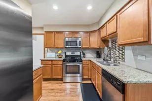 927 E Sayles Dr, Palatine, IL 60074 - Photo 7