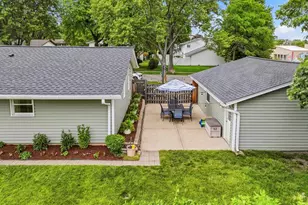 927 E Sayles Dr, Palatine, IL 60074 - Photo 21