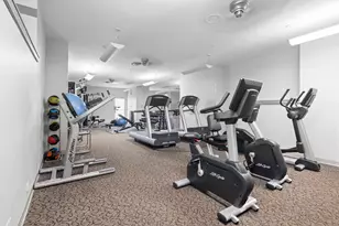 6301 N Sheridan Rd, Chicago, IL 60660 - Photo 21