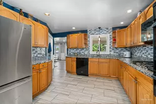 2405 Sarah St, Franklin Park, IL 60131 - Photo 11