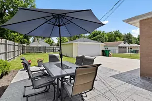1637 Norfolk Ave, Westchester, IL 60154 - Photo 19
