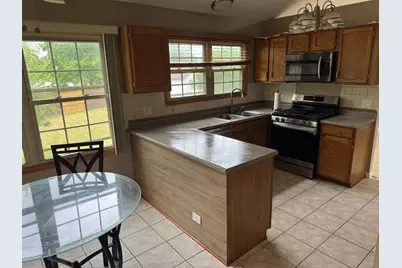 2404 Kenmore Court, Schaumburg, IL 60193 - Photo 11