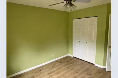 2404 Kenmore Court, Schaumburg, IL 60193 - Photo 19